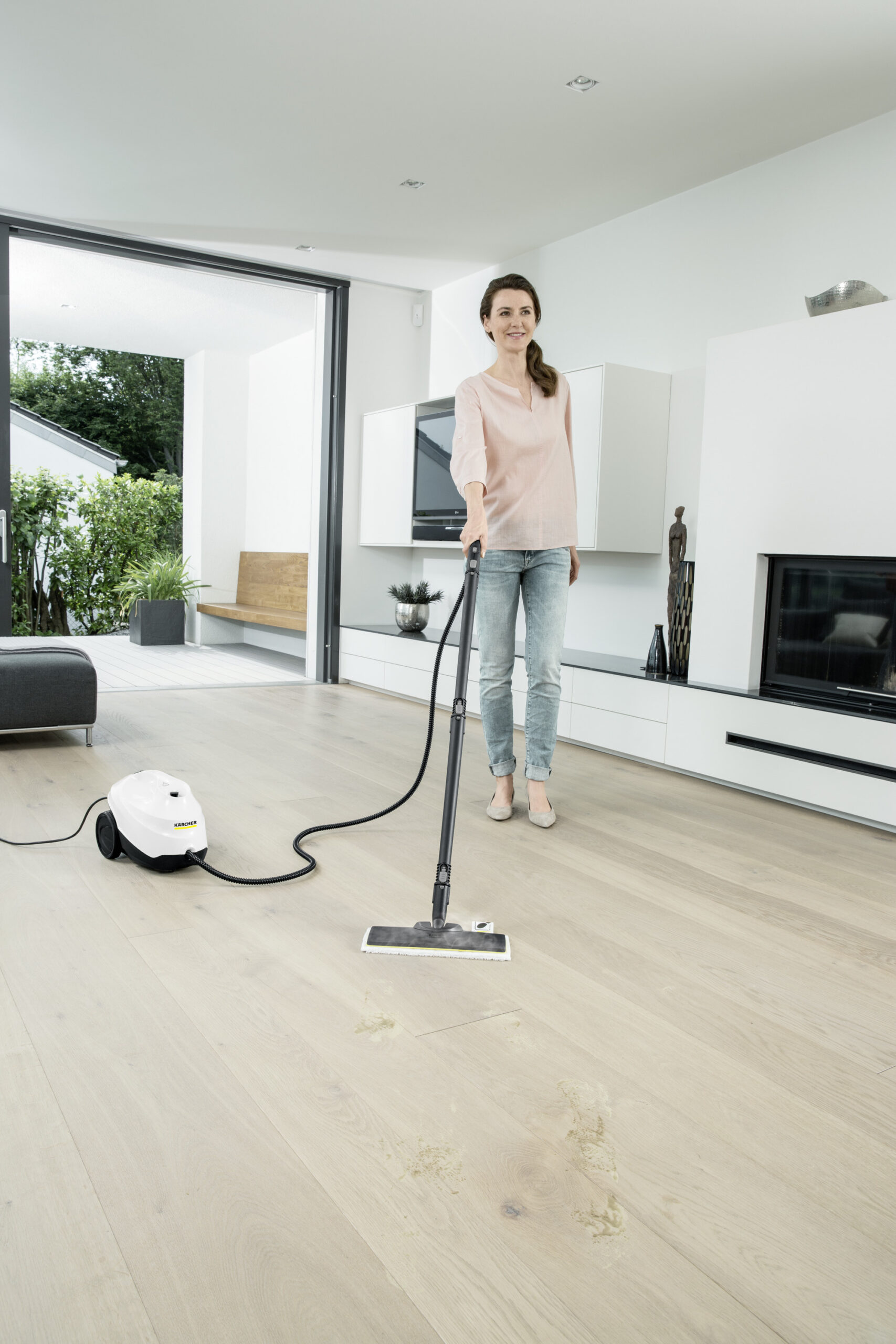 SC_3_Premium_EasyFix_parquet_white_app_2_CI15-Portal_Image_High_3k